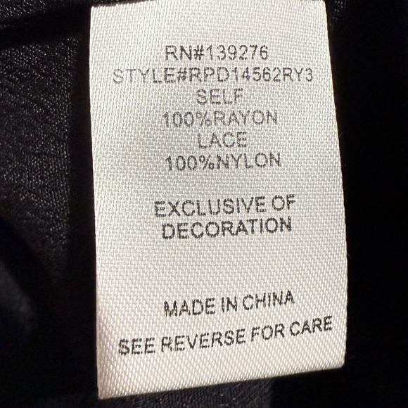 Daniel Rainn Black lace short sleeve blouse - small - Picture 6 of 6